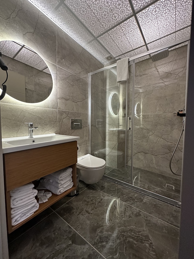 Standard Twin Room photo 2