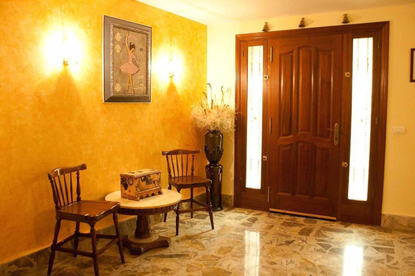 Superior Apartment
