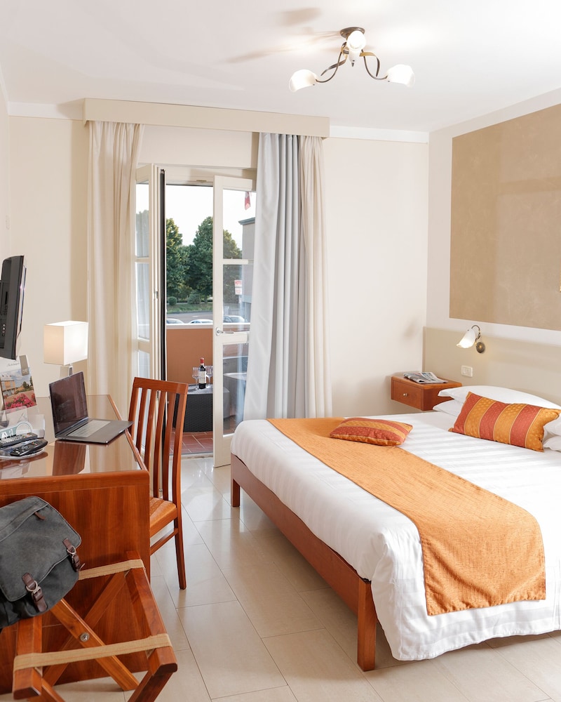 Superior Double Room photo 1