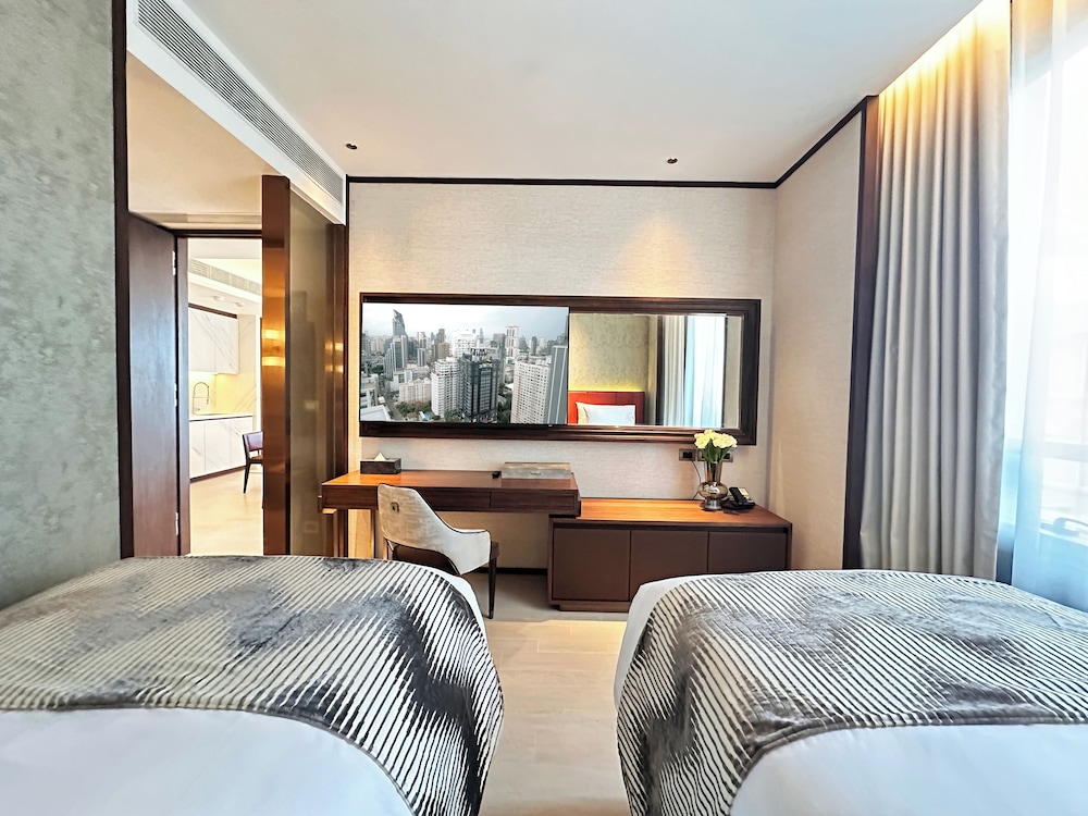 Mulberry Grand Suite (Two-Bedroom) photo 3