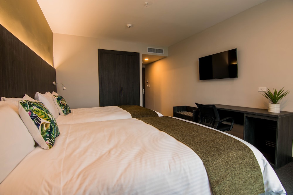 Deluxe Double Room, 2 Double Beds, Balcony photo 1