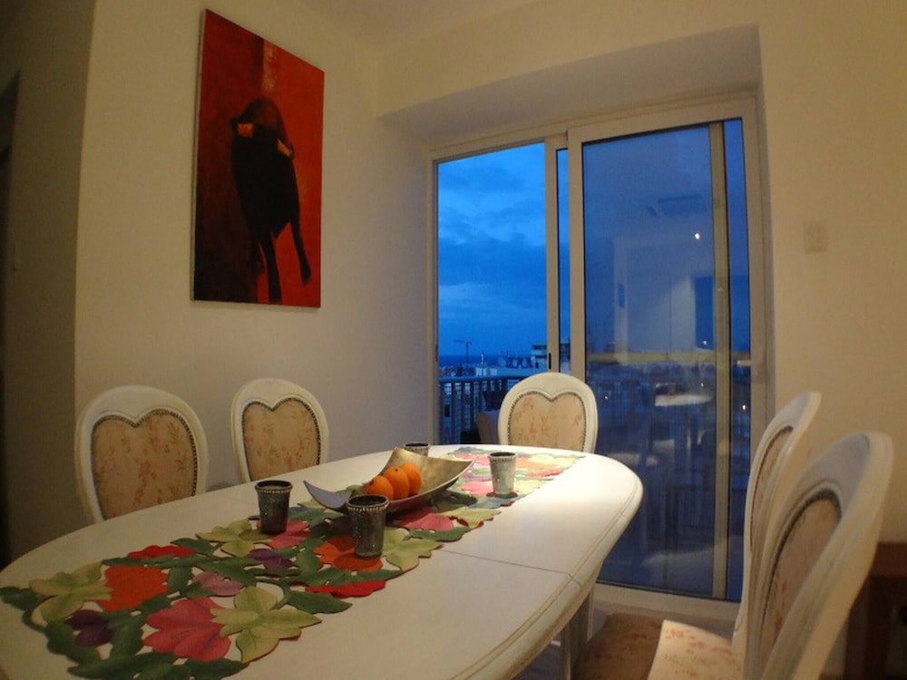 Apartment, 2 Bedrooms, Balcony, Garden View photo 3