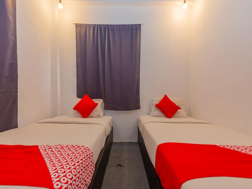 Deluxe Twin Room photo 1