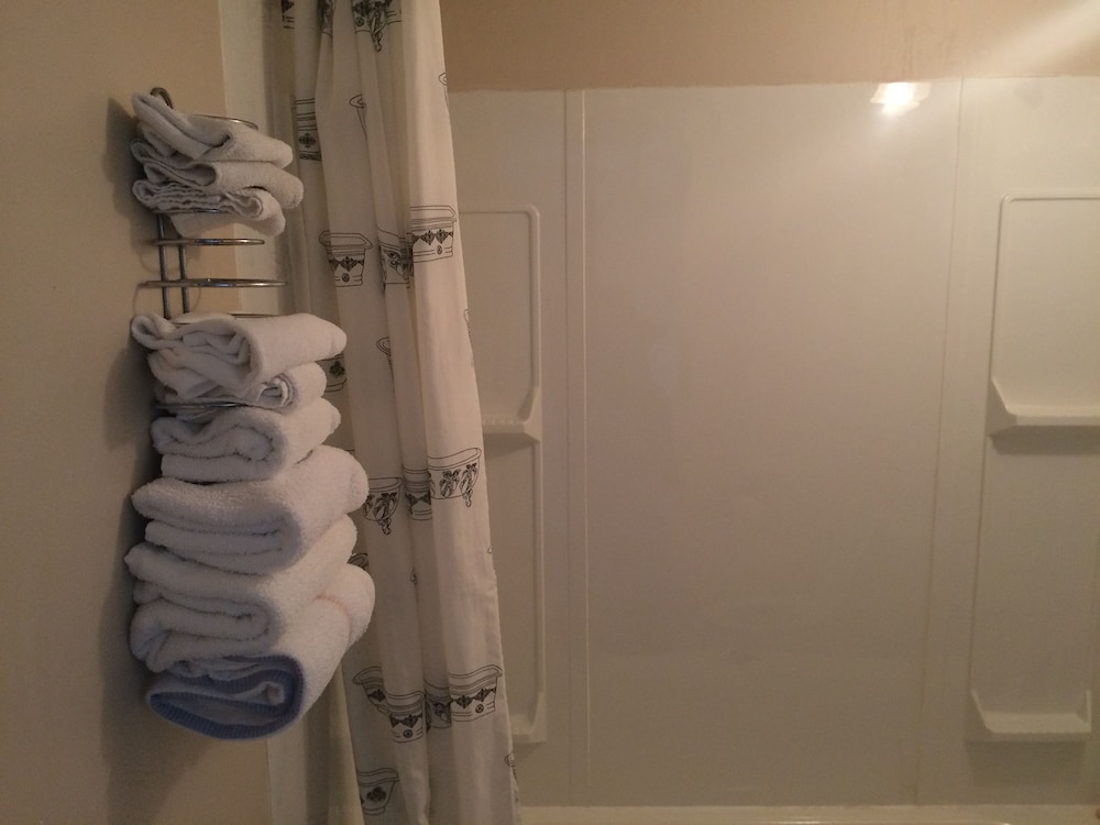 Standard Room, 2 Double Beds photo 2