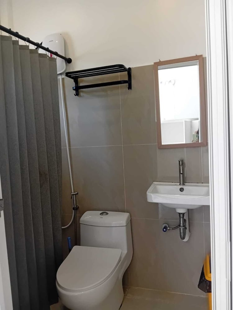 Deluxe Studio Suite, 1 Bedroom, Balcony, Beach View photo 3