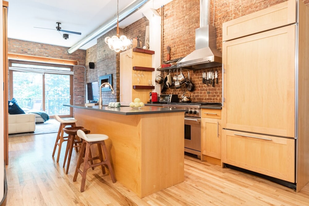 Apartment photo 2