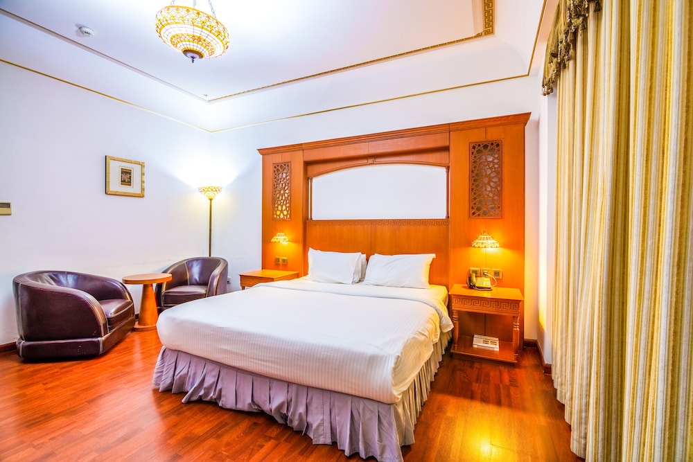 Double Room, 1 Queen Bed, City View - Photo 4