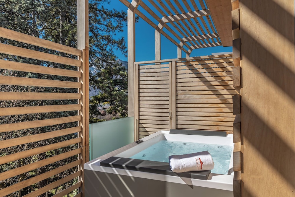 Double Room, Hot Tub - Photo 7