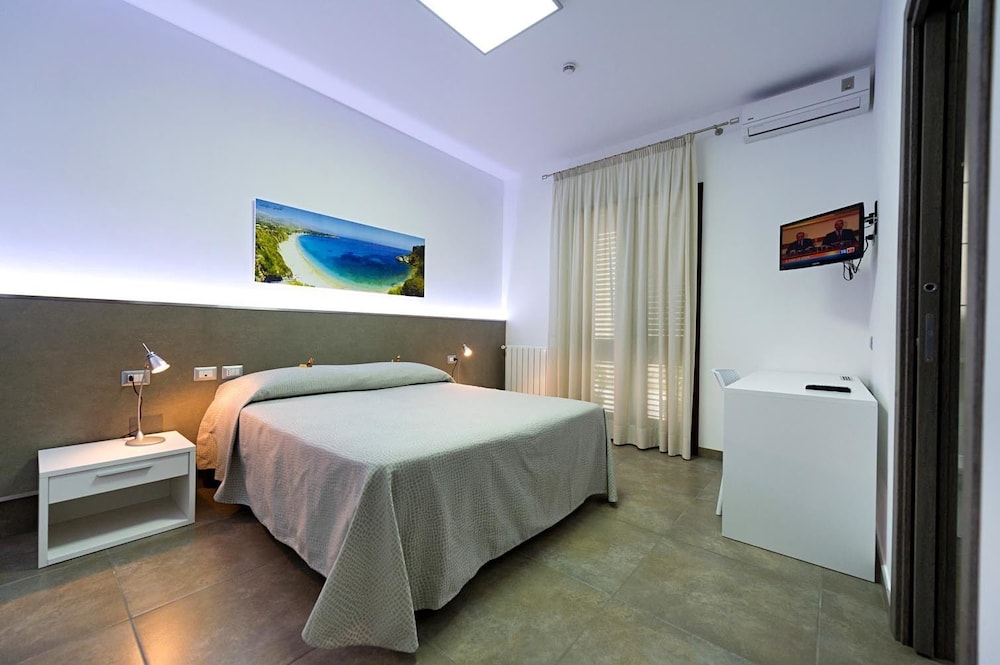 Double or Twin Room, Balcony photo 1