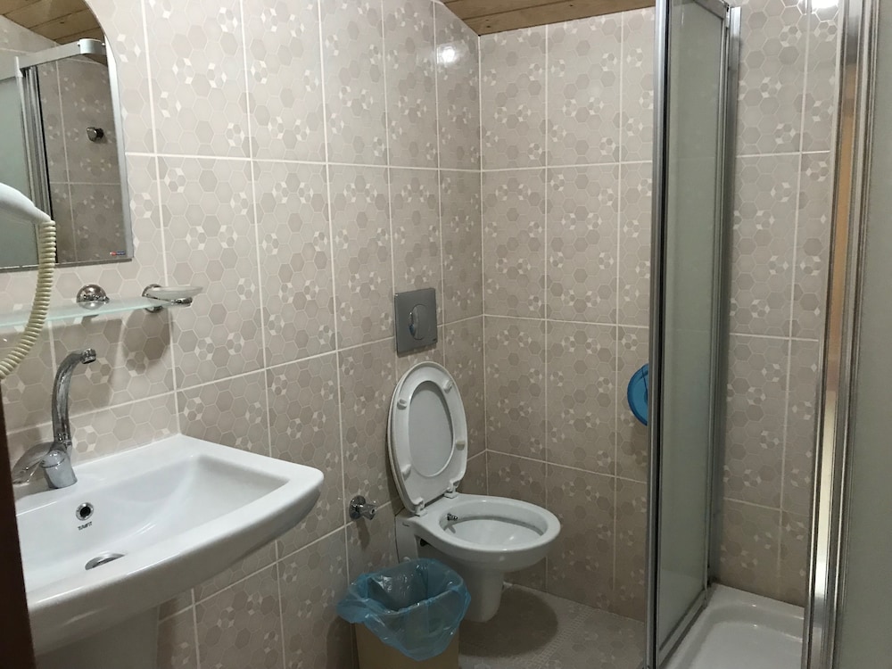 Suite, 2 Bedrooms, Lake View photo 2