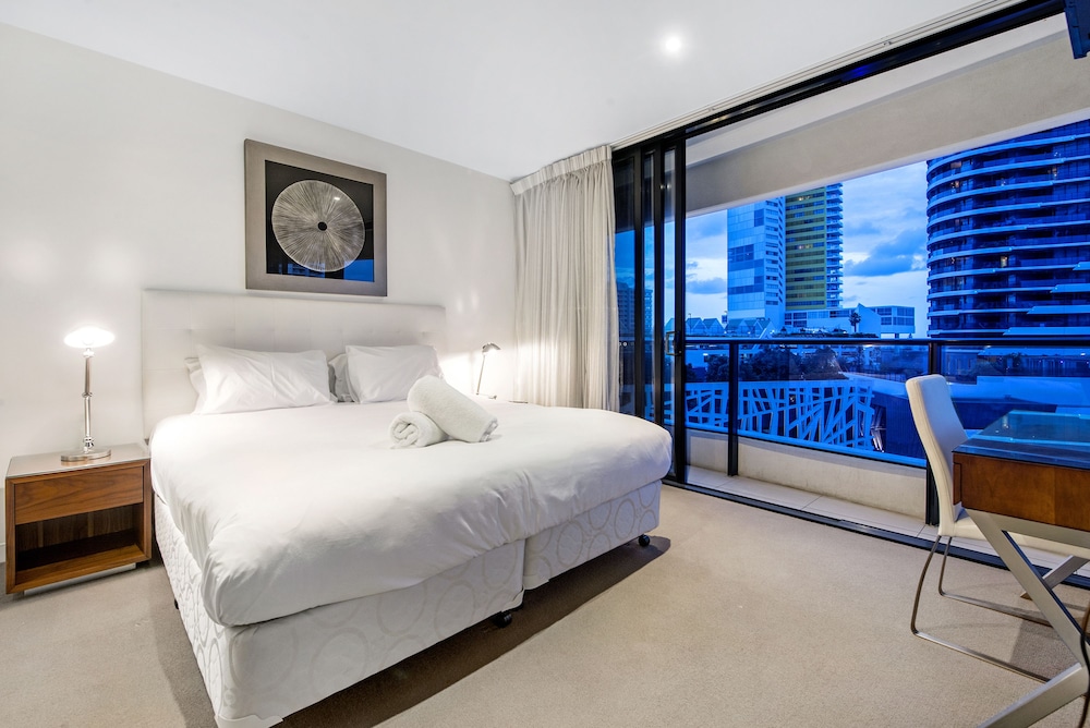 City Apartment, 1 Bedroom, City View photo 1