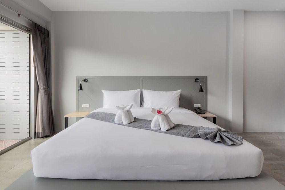 Deluxe Room, Mountain View - Photo 6