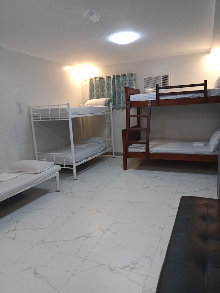 Deluxe Suite - Photo 2