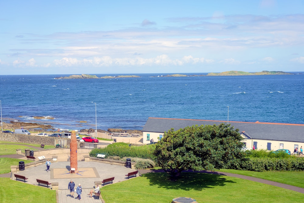 Twin Room, Non Smoking, Sea View - Photo 8