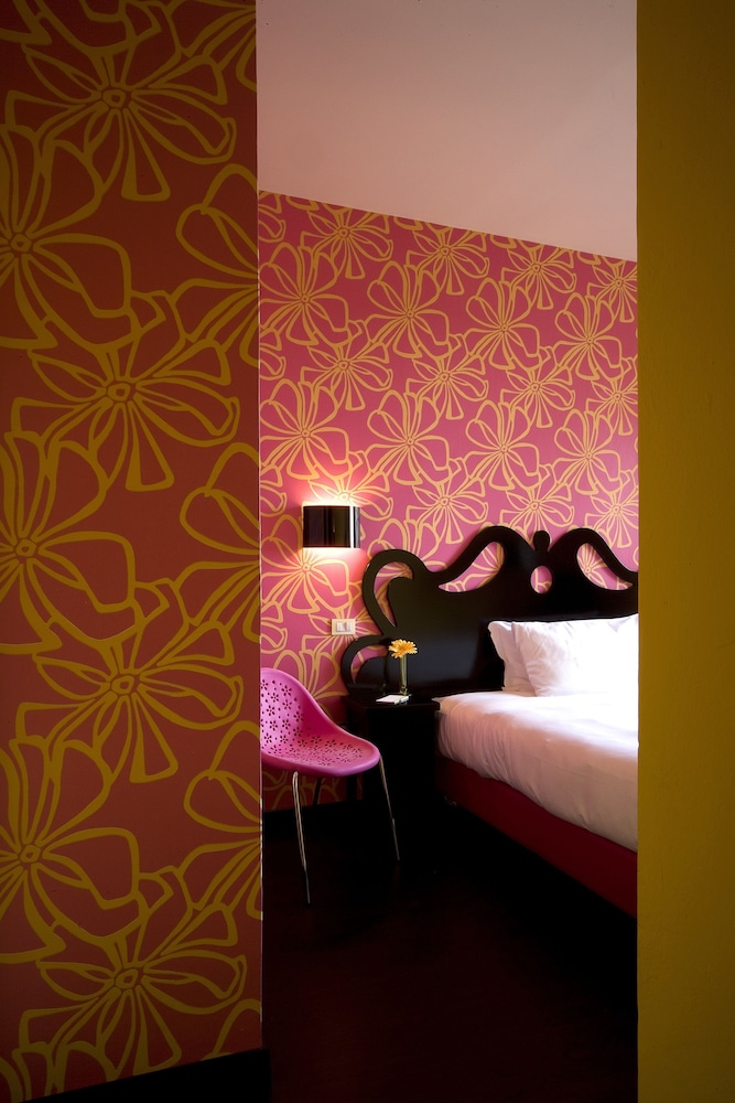 Classic Double or Twin Room photo 2