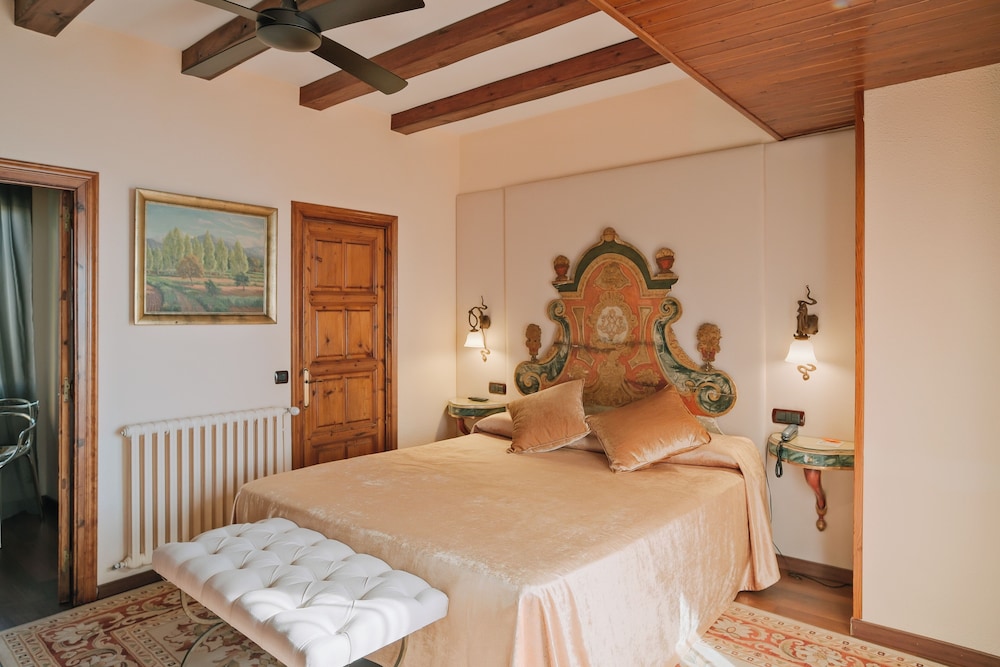 Suite, Terrace, Partial Sea View Suite, Terrace, Partial Sea View