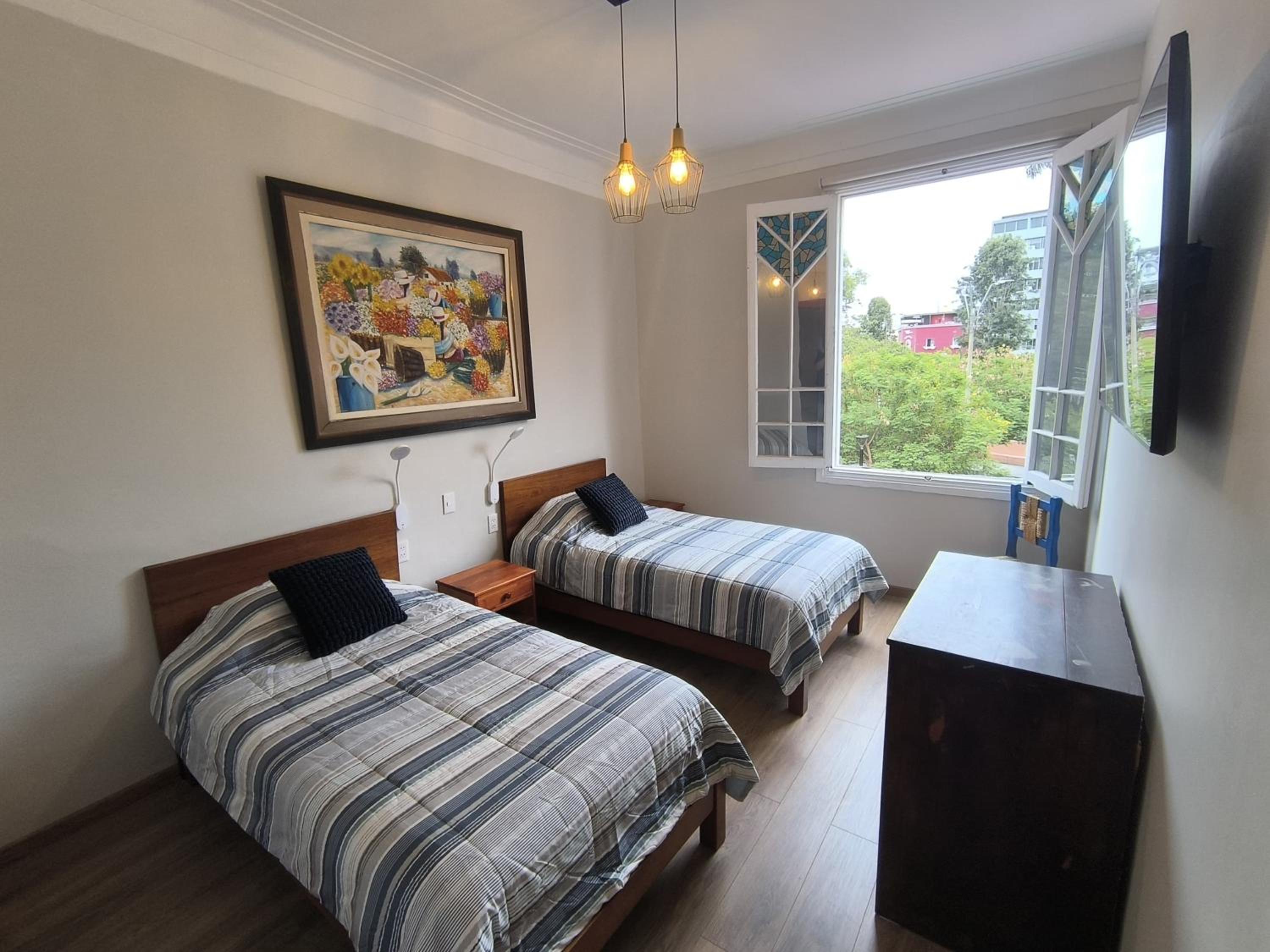 Deluxe Twin Room with Park View photo 1