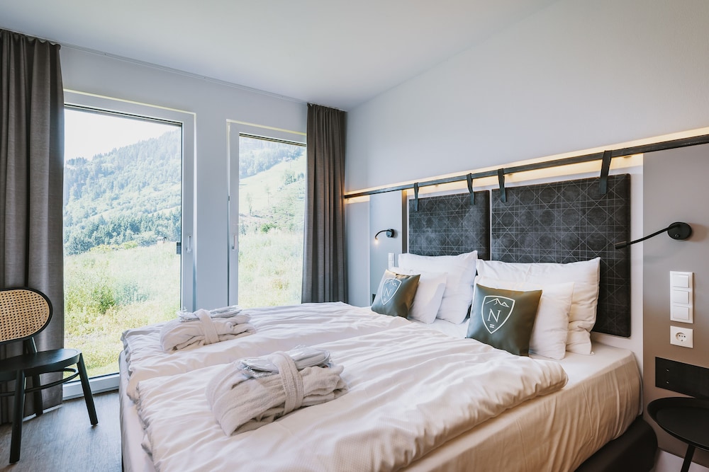 3-Bedroom Panorama Penthouse with Sauna