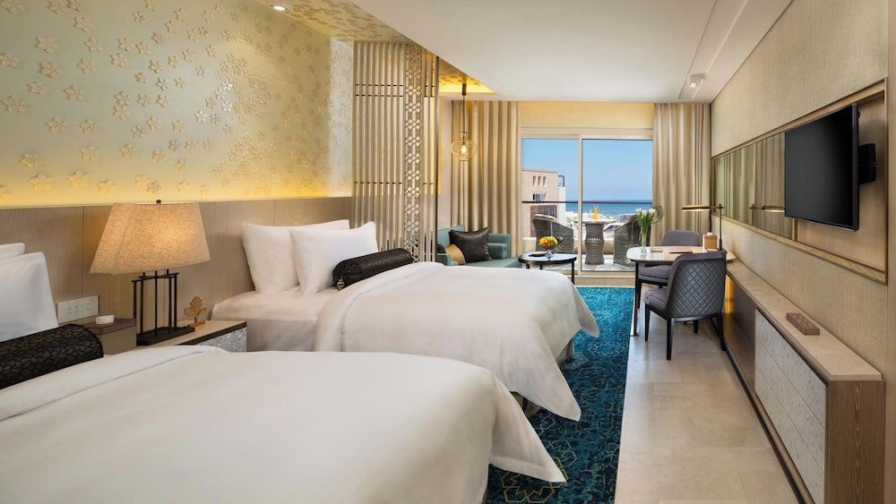 Deluxe Room, 2 Twin Beds, Sea View