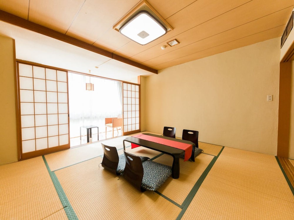 [Japanese-style room "Wabirei" + wide veranda] 33 sqm, Non Smoking photo 3