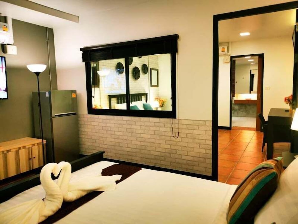 2 Bedroom Seaview Suite photo 2