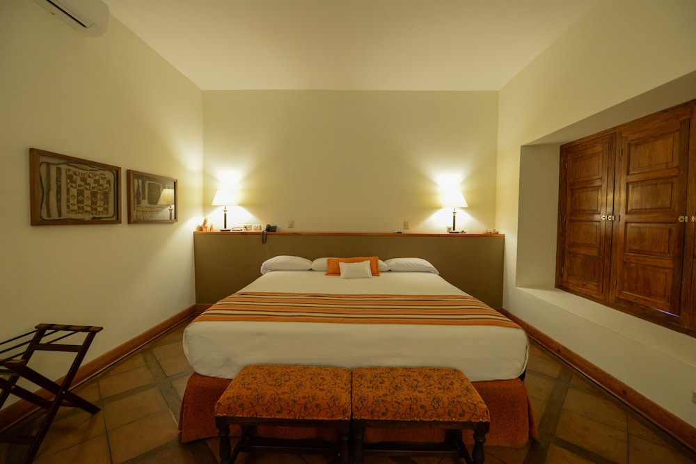 Standard Room photo 2