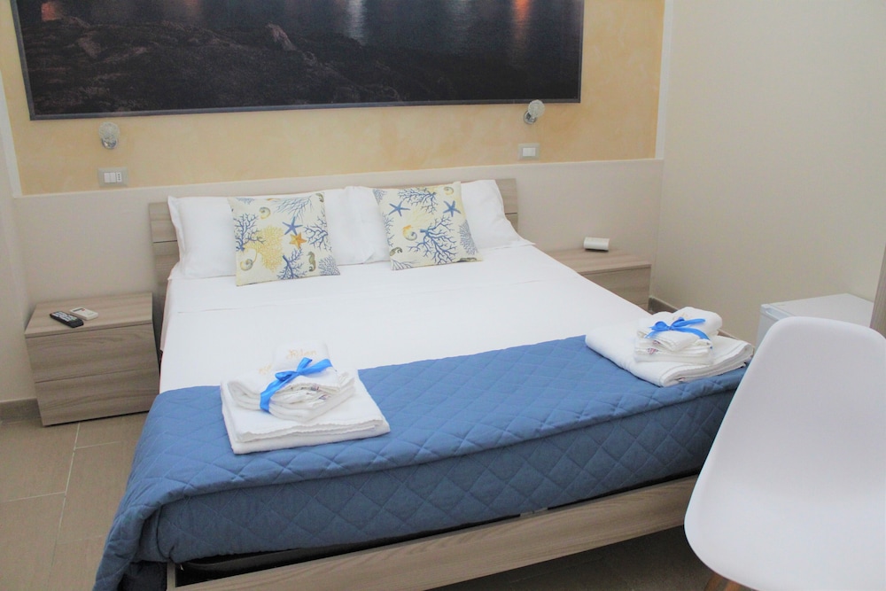 Basic Triple Room