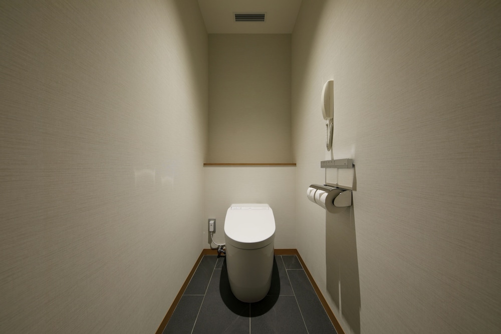 High Floor Luxe Twin Room, Non Smoking, 31sqm