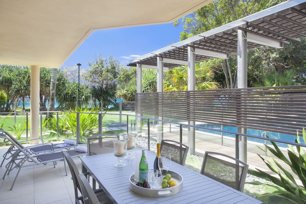 Deluxe Apartment, 3 Bedrooms, Beach View, Beachfront photo 2
