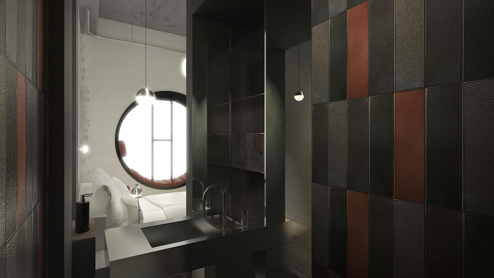Deluxe Room with Round Window photo 2