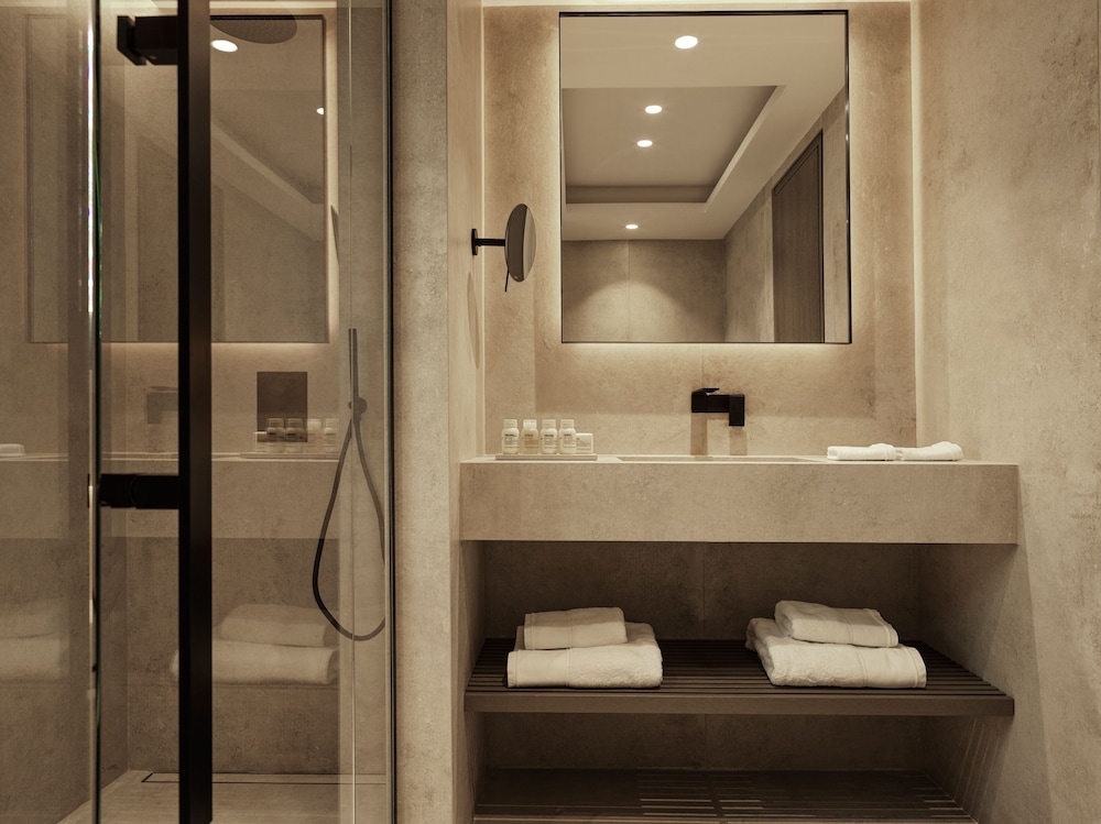 Premium Suite, Private Heated Pool, Sea View - Photo 3