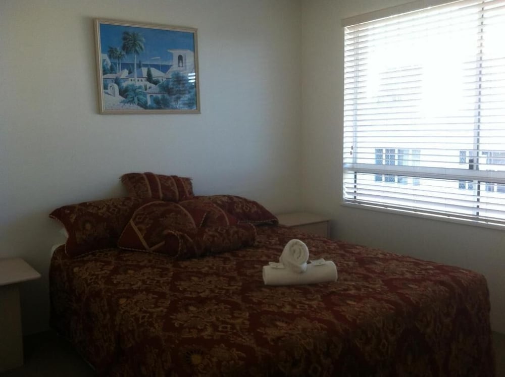 Two Bedrooms Apartment photo 2