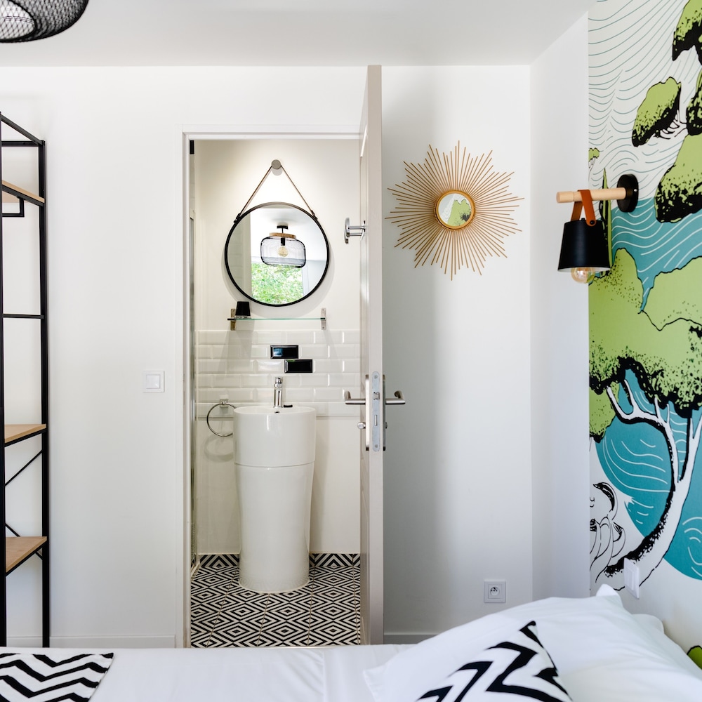 "Small" COMFORT ROOM WITH TERRACE - Garden view