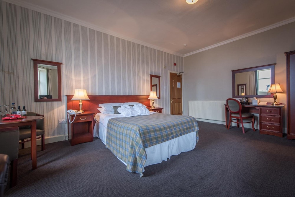 Superior Double Room (1 Adult) - Photo 8