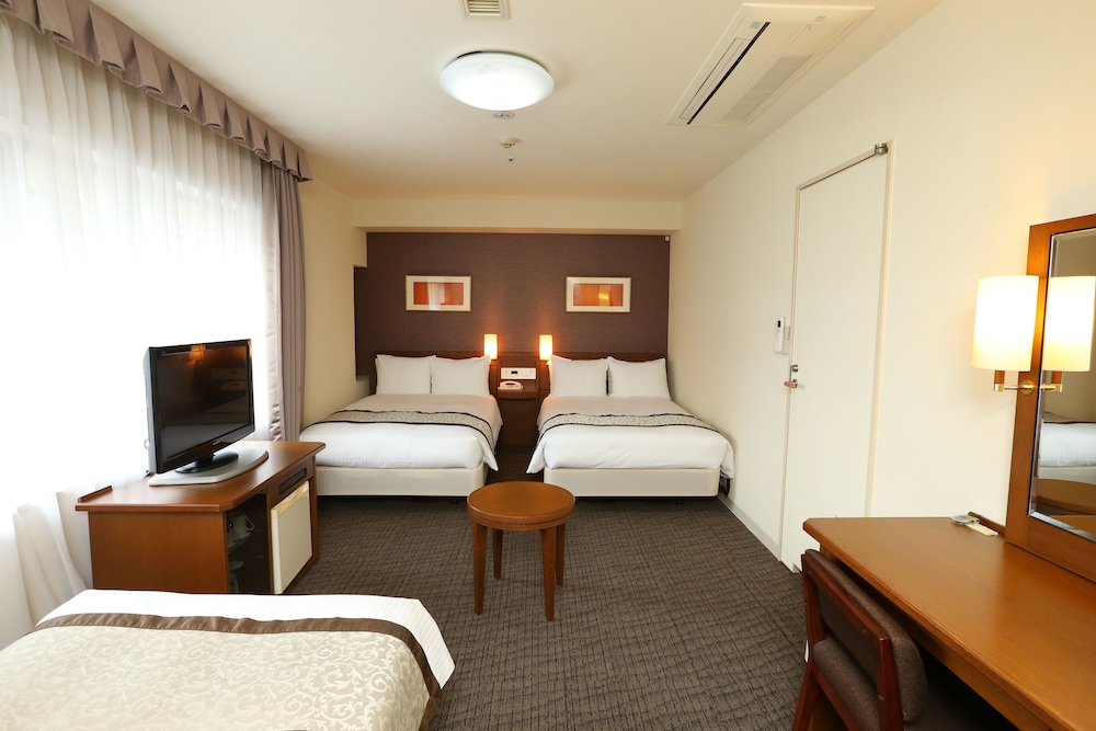 Deluxe Triple Room photo 2