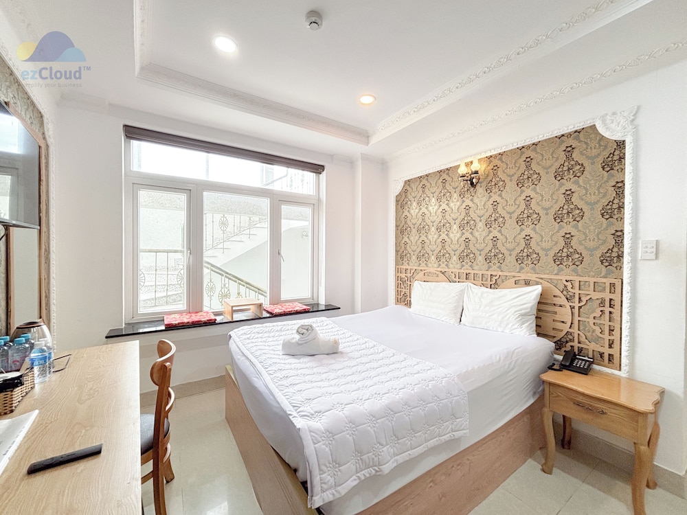 Standard Double Room, 1 Queen Bed, Garden View photo 3