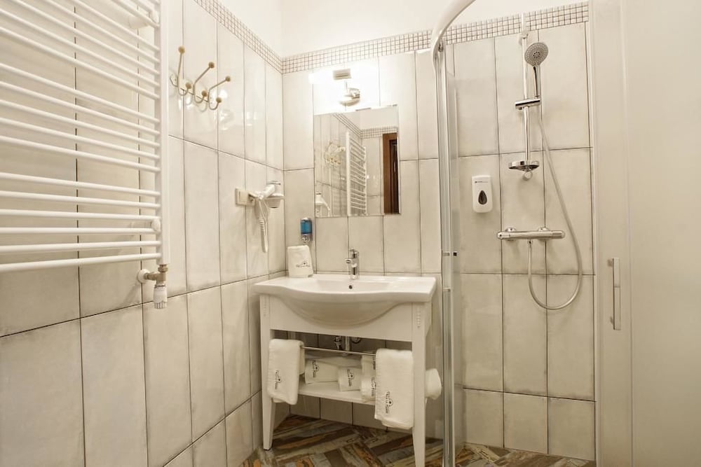 Premium Single Room photo 2