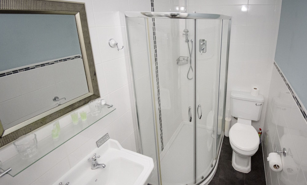 Comfort Suite, Ensuite - Photo 8