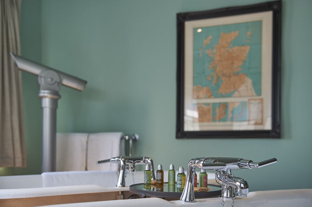 Seaview Suite - Photo 3