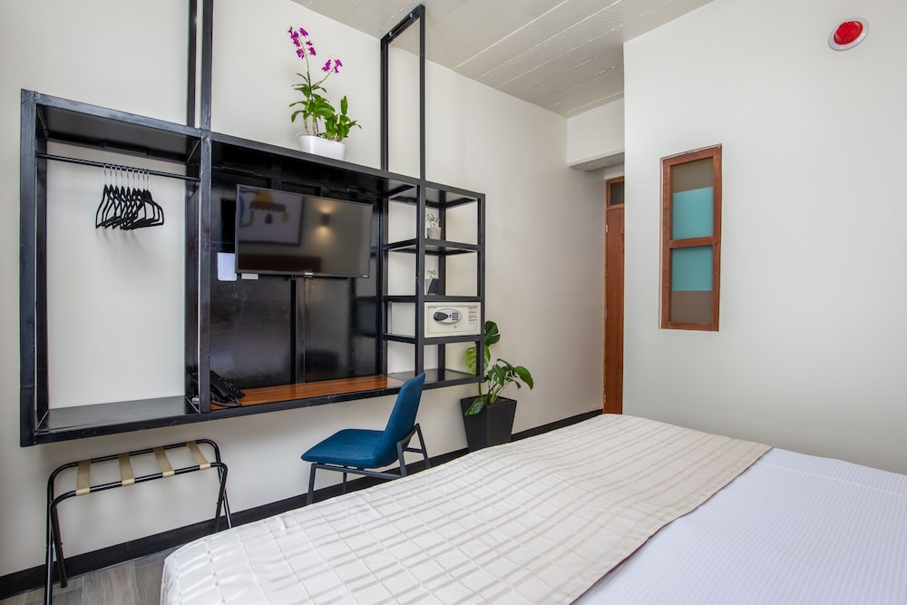 Standard Room - Photo 4