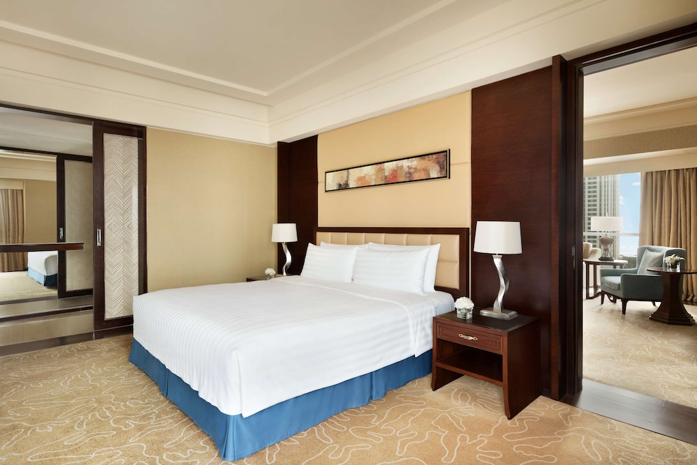 Valley Wing Executive Suite - Photo 1