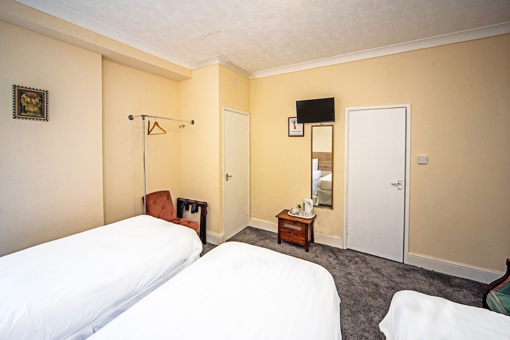 Standard Triple Room photo 3