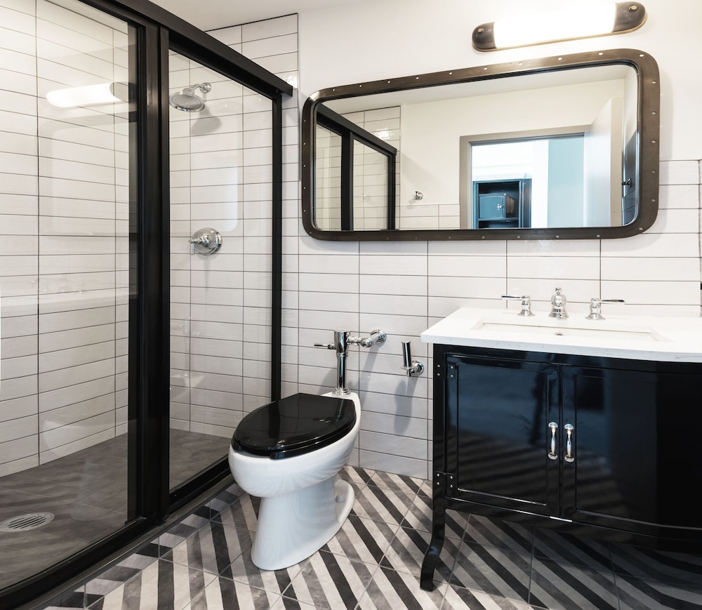 Premium Room, Kitchenette thumbnail 5