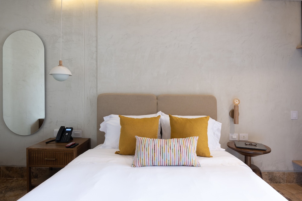 Standard Double Room - Photo 5