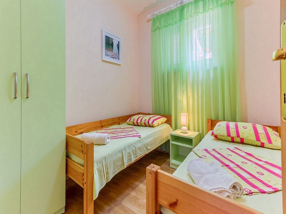 Apartment (Three bedroom apartment with terrace )