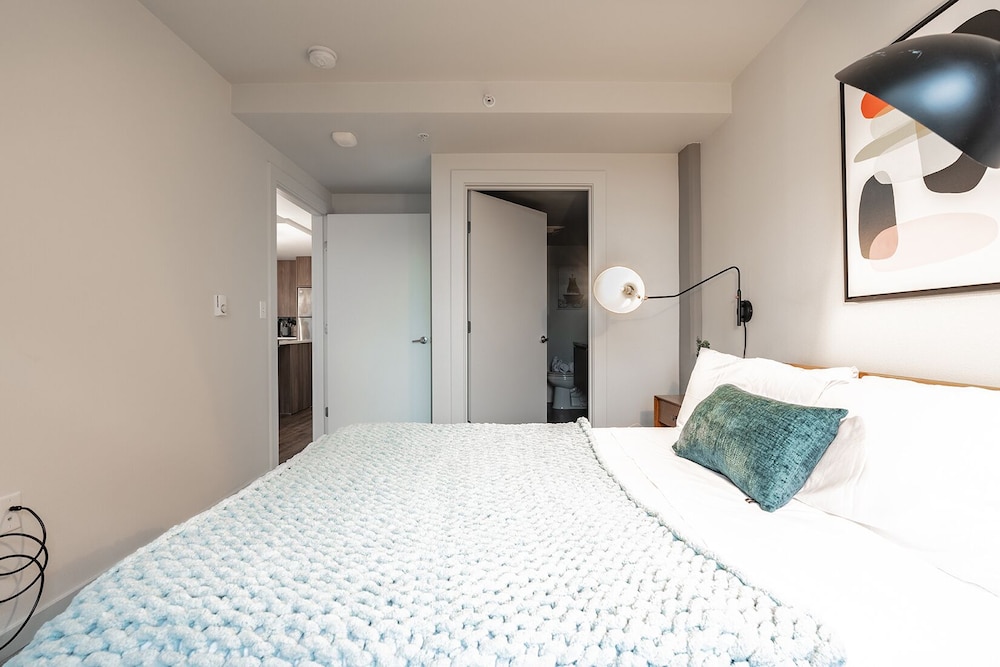Deluxe Apartment, City View photo 3