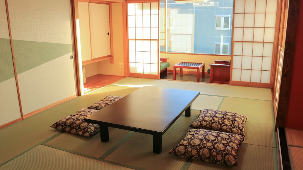 Japanese-Style Quadruple Room photo 2