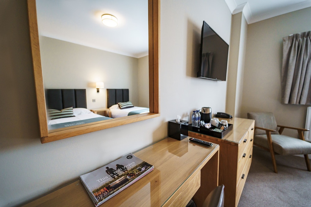 Family Triple Room, Multiple Beds photo 2