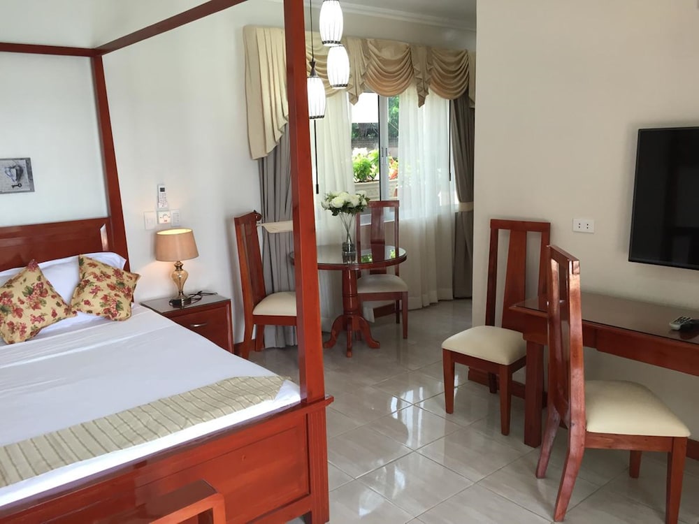 Luxury Ocean Suite