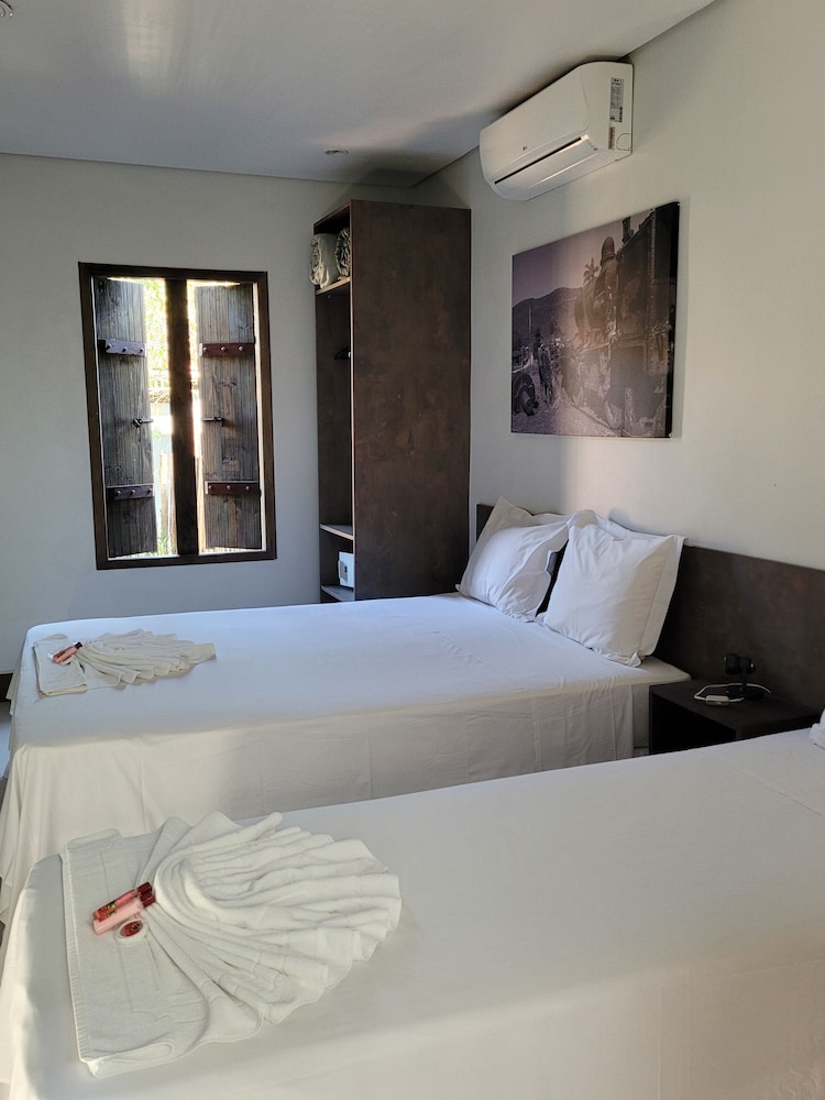 Deluxe Triple Room photo 3